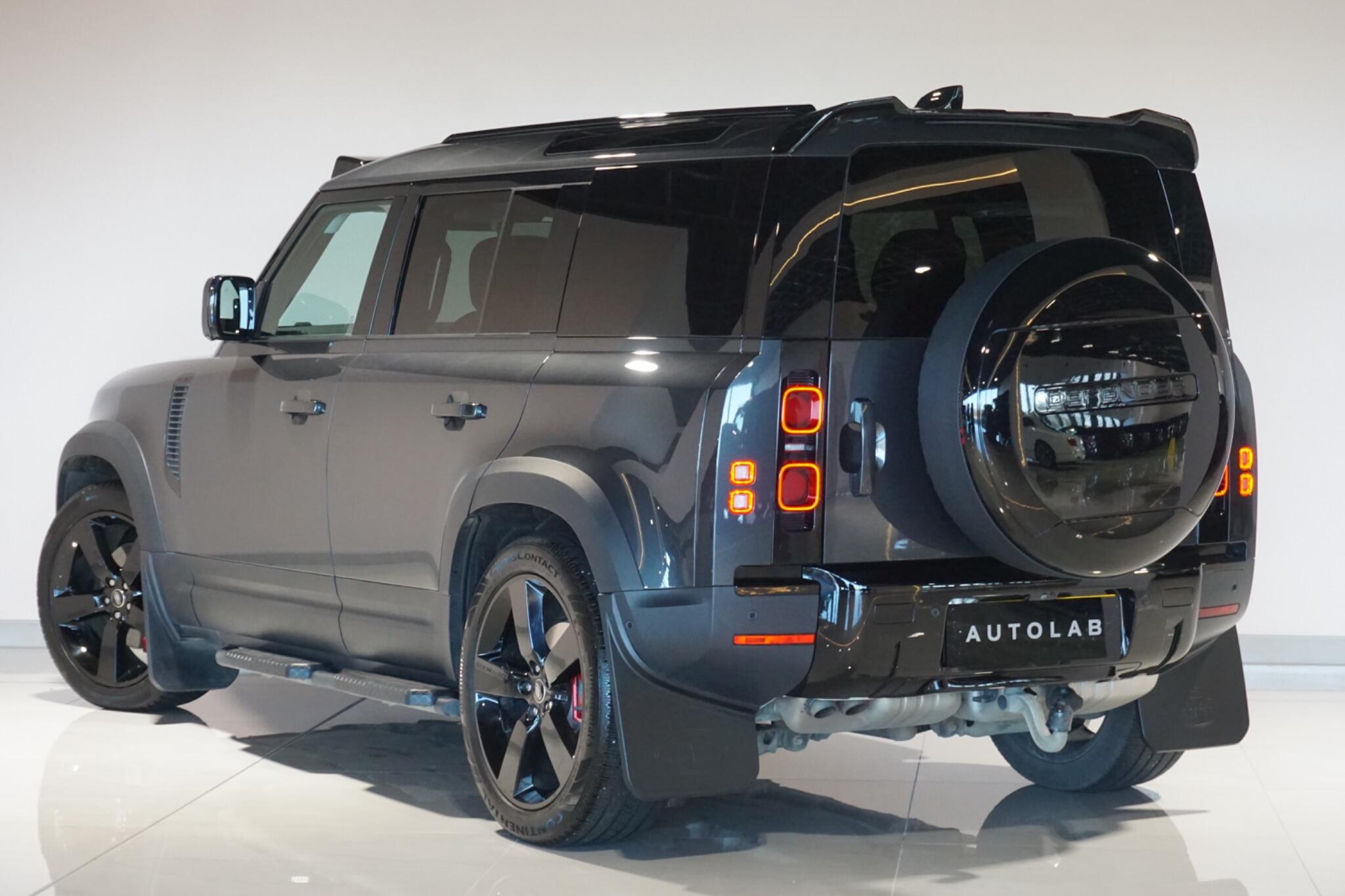 Land Rover Defender 110 3.0 D300 MHEV HSE Hard Top SUV 5dr Diesel Auto 4WD MWB Euro 6 (s/s) (300 ps)
